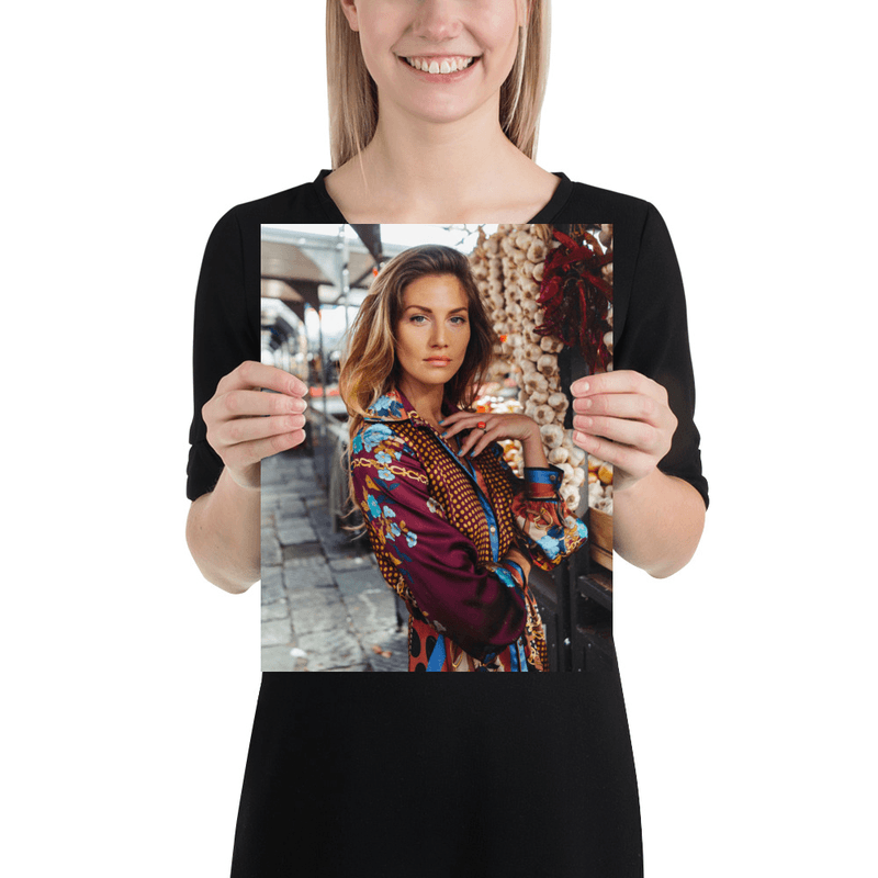 Market Muse, 11×14 mockup
